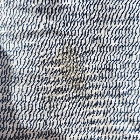 Perry Ellis Printed Swim Shorts abstract blue on white stripe - Picture 14 of 15